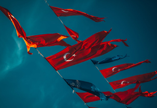 Ne Mutlu Türküm Diyene